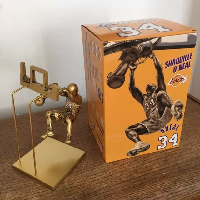 シャキール オニール 銅像 フィギュアの通販 by くりさん's shop｜ラクマ
