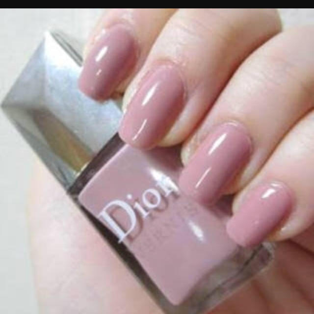 Christian Dior - 【人気色】ディオールヴェルニ 257の通販 by M's