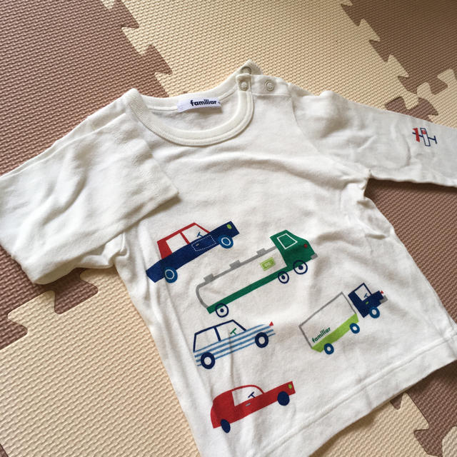familiar - 【ファミリア】車の長袖Tシャツの通販 by ヨーダ's shop