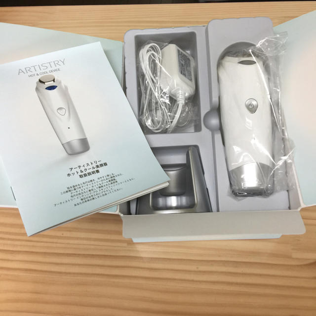 Amway - アーティストリーホット&クール美顔器の通販 by あき's shop