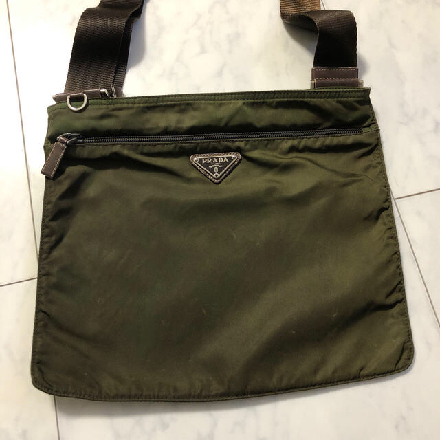 PRADA - Hana様専用 プラダ ナイロン ショルダーバッグ カーキの通販