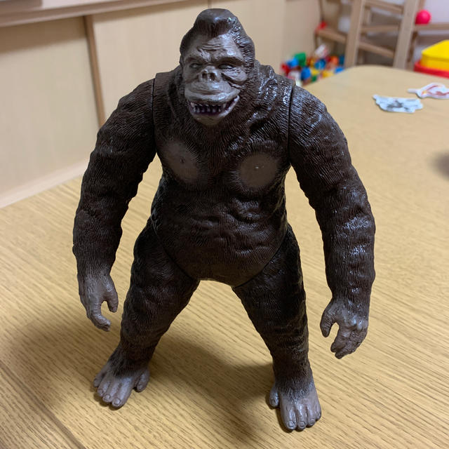 バンダイ キングコング ソフビ 1993の通販 by チャッピー｜ラクマ