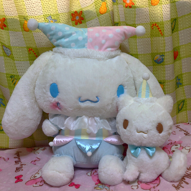 新品未開封 送料込み】シナモロール バースデースペシャルぬいぐるみ
