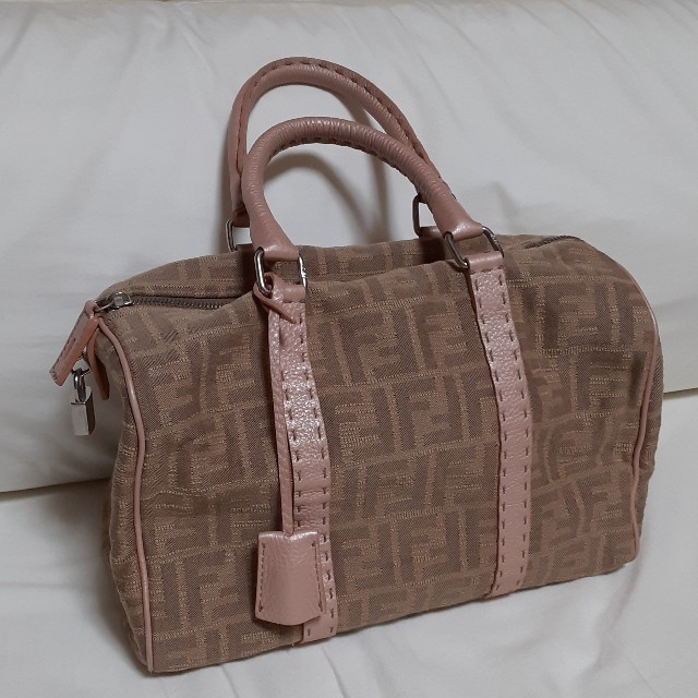 FENDI - フェンディ ズッカ柄 ボストンバッグの通販 by riko's shop