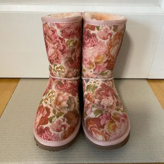 UGG（ブーツ）のフリマアイテム一覧