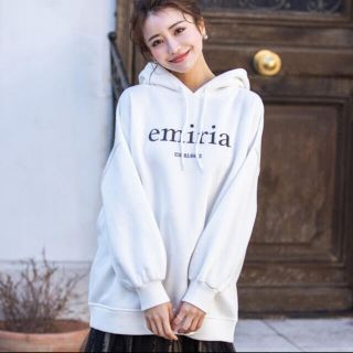 EmiriaWiz（パーカー）のフリマアイテム一覧