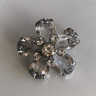 René（フラワー ・ ブローチ/コサージュ）のフリマアイテム一覧