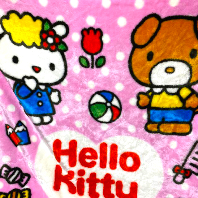 ハローキティ - キティレトロ柄ハーフ毛布の通販 by ＊うさぎ＊'s shop
