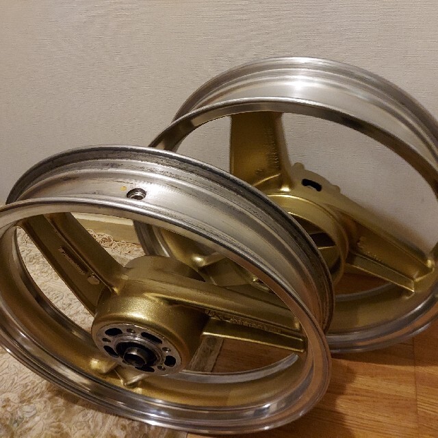 カワサキ - zrx 400 純正 前後 ホイール セット ゴールド の通販 by む