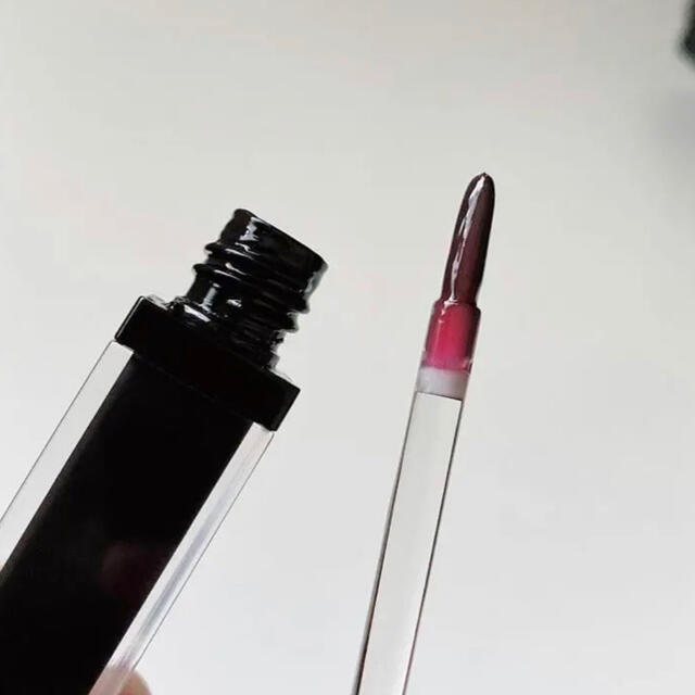 GIVENCHY - ジバンシイ 黒グロス グロス・レヴェラトゥールノワール