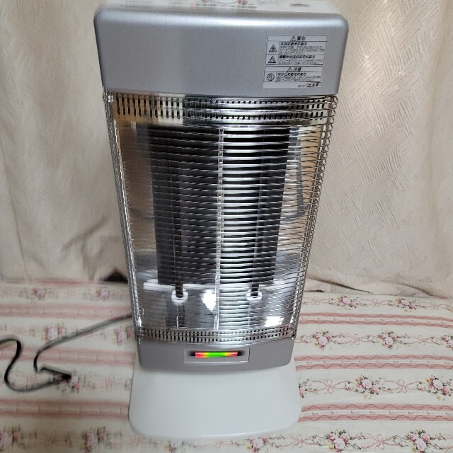 コロナ コロナ電気ストーブDH-1108R DH-1108R 価格比較 - 価格.com