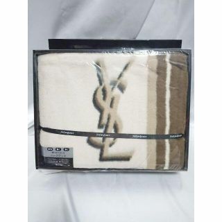 SAINT LAURENT（毛布）のフリマアイテム一覧