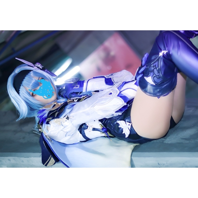 猫屋小舗 コスプレ 原神 エウルア Mサイズの通販 by goma's shop｜ラクマ