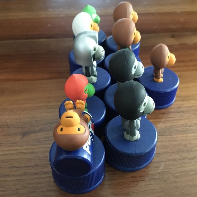 A BATHING APE - APEとペプシのコラボのボトルキャップの通販 by