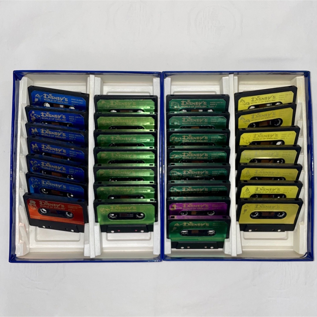 Disney - Disney world of english 1〜12 本＋カセット＋教材の通販 by