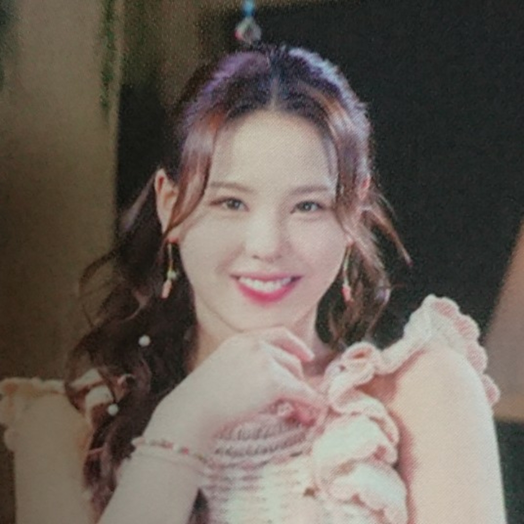 NiziU マコの通販 by まなみょん's shop｜ラクマ