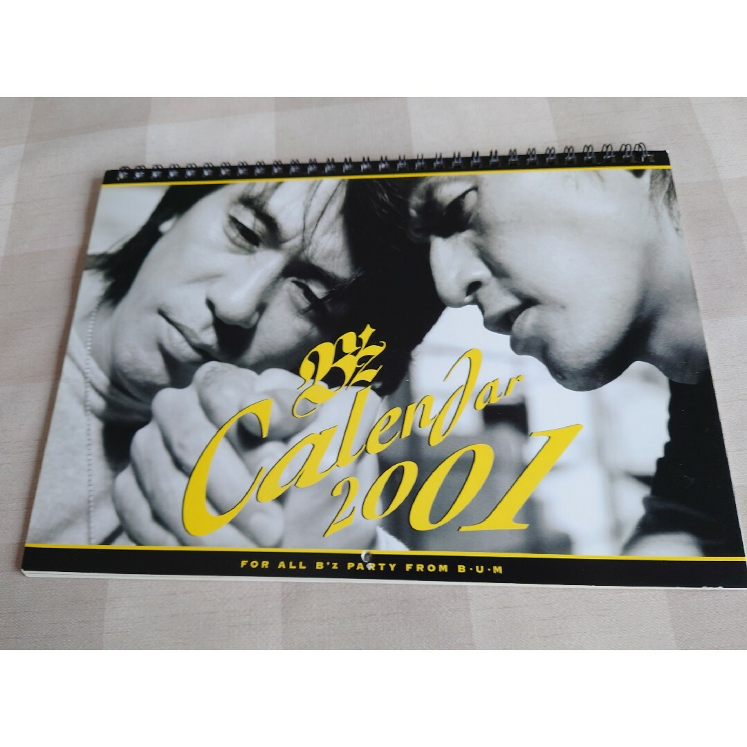 B'z カレンダー 2001 壁掛けタイプの通販 by bumola｜ラクマ