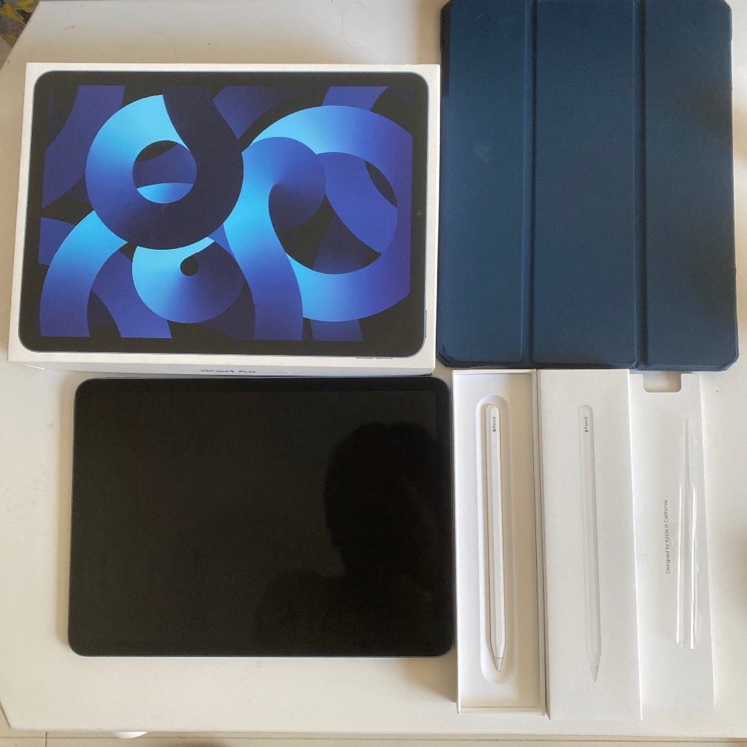 iPad Air ブルー第5世代 + 純正キーボード＋Apple pencil iPad Air 5