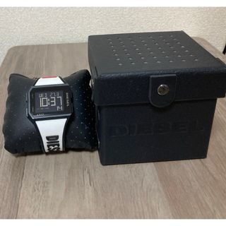 DIESEL（腕時計(デジタル)）のフリマアイテム一覧