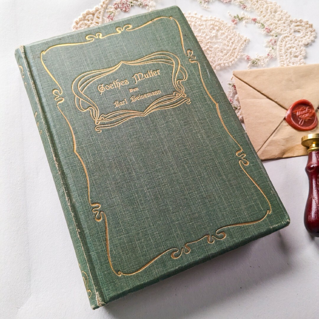 1900年 くすんだシー・グリーン色の装丁が可愛らしい♡アンティーク本