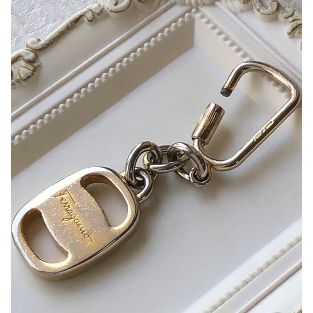 Salvatore Ferragamo - Ferragamo フェラガモキーホルダー キーリング