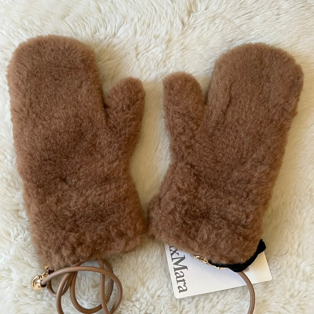 Max Mara - 匿名配送 Max Mara マックスマーラ グローブ テディベア