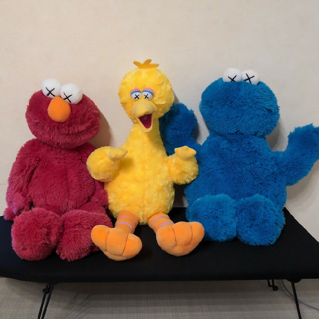 UNIQLO - セサミストリート‪✕‬KAWS ユニクロ ぬいぐるみ 3つセットの