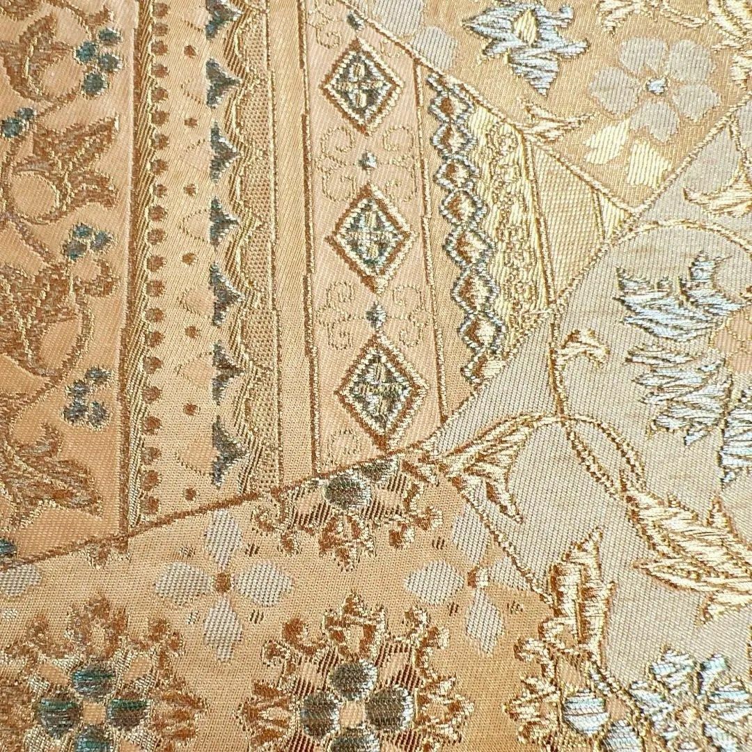 袋帯 裂取りに唐草華紋の袋帯 着物 裂取り 唐花 唐草 縦縞 花菱