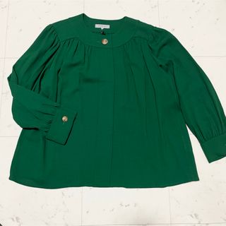 Yves Saint Laurent（シャツ/ブラウス(長袖/七分)）のフリマアイテム一覧