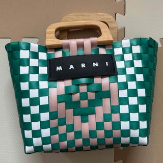 MARNI - 限定品の為完売⭐︎芸能人愛用 マルニストライプバッグ 新色