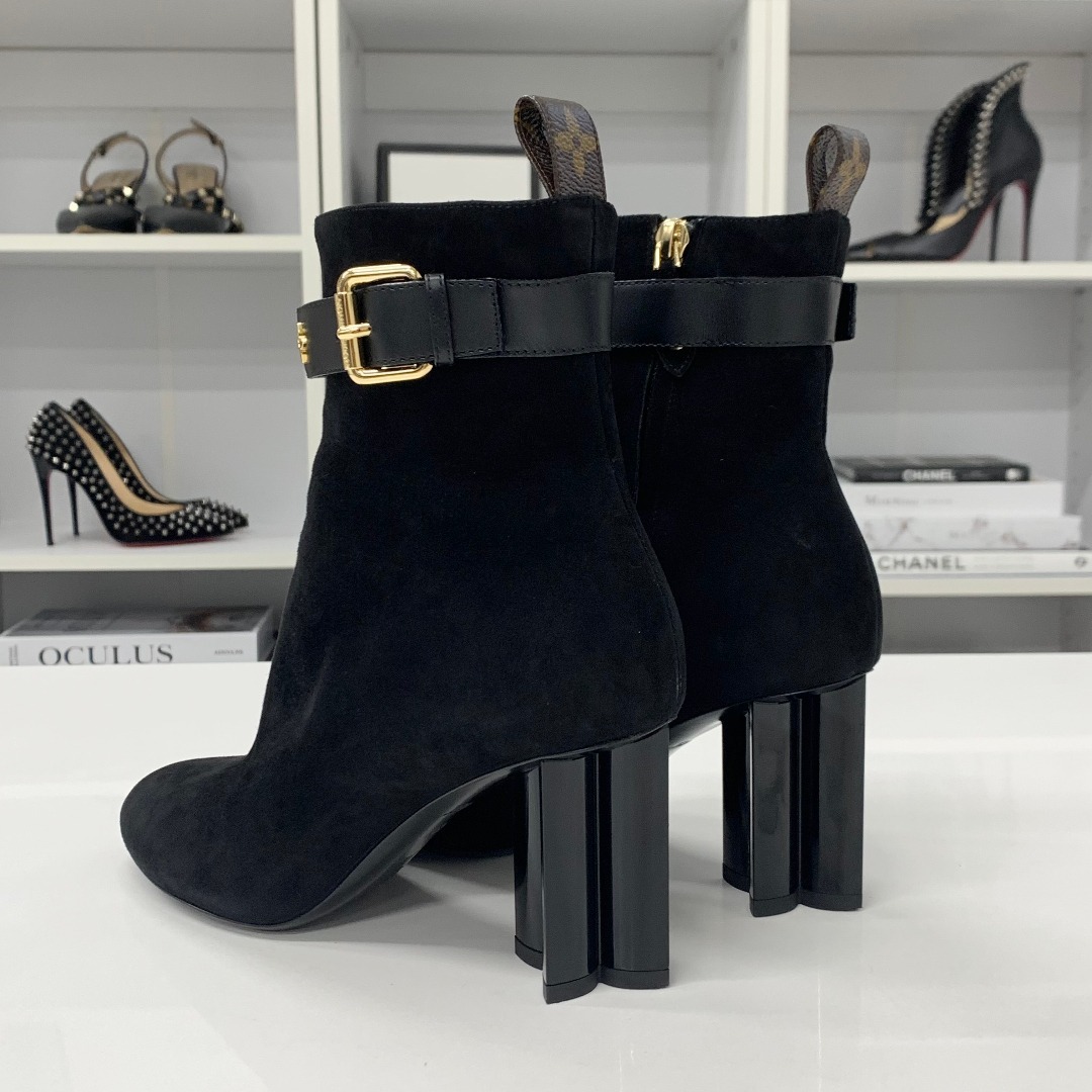 LOUIS VUITTON - M12299 ヴィトン シルエットライン モノグラム