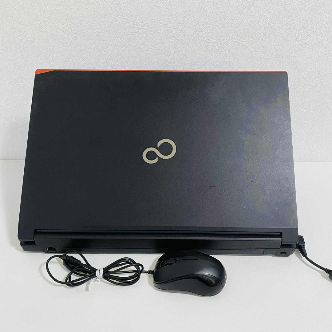 Y850 Fujitsuノートパソコンi5高速SSDサクサク動くWindow11