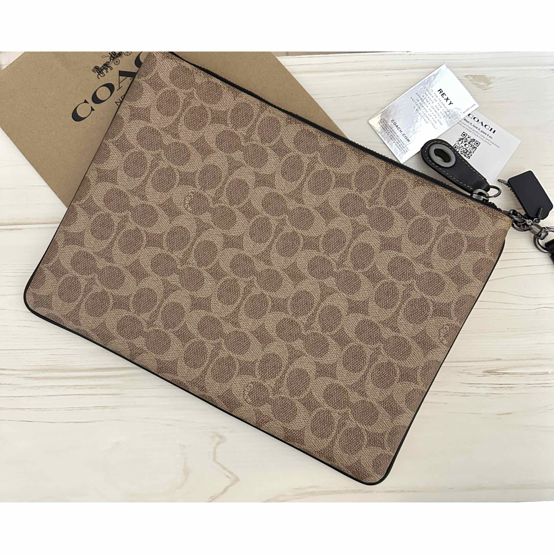 COACH - 新品 希少！COACH コーチ レキシー 恐竜 クラッチバッグ