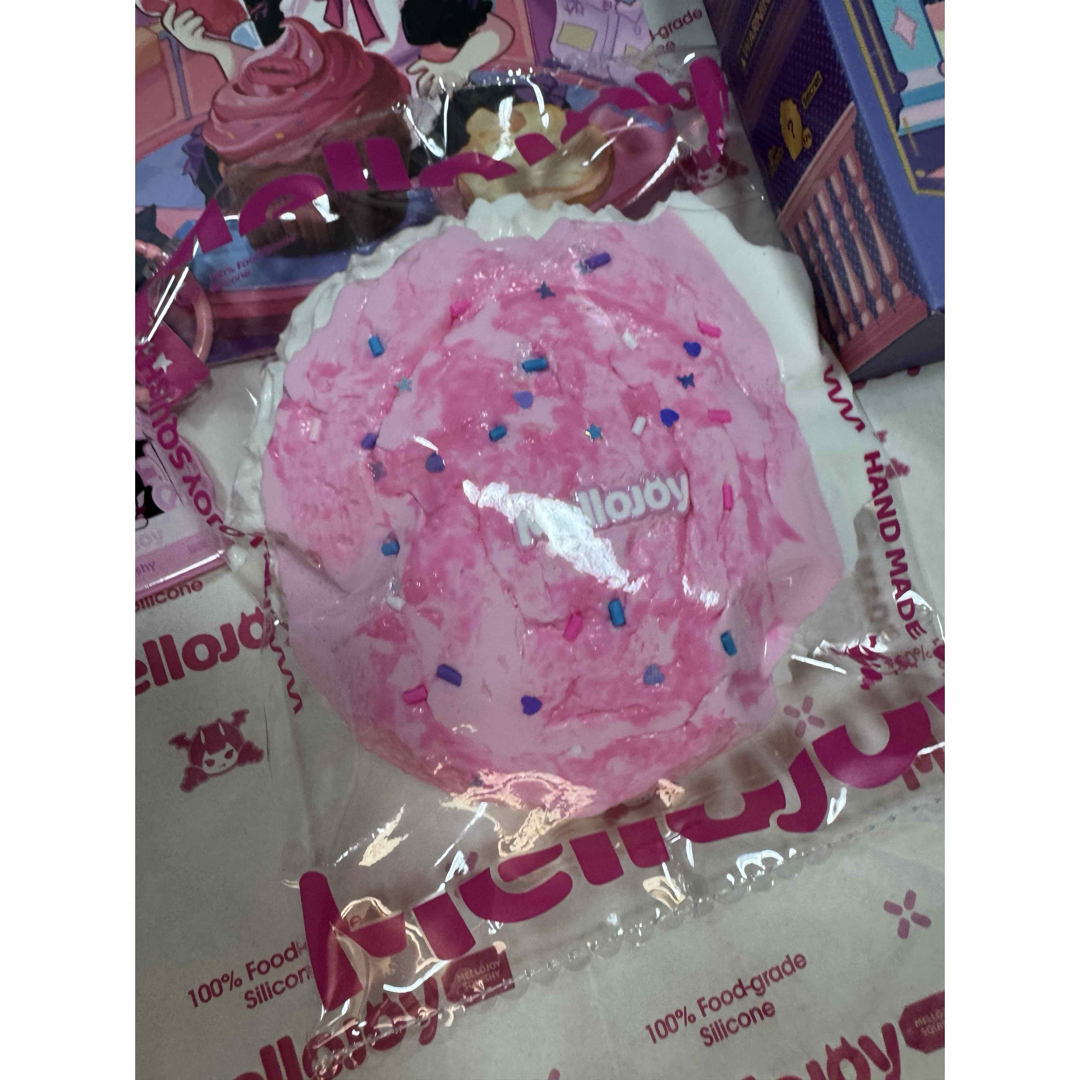 入手困難Mellojoyメロジョイ「カップケーキか？」いちごミルクフォーム