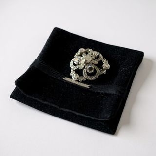 FOXEY - フォクシー リボンブローチの通販 by グリーンshop