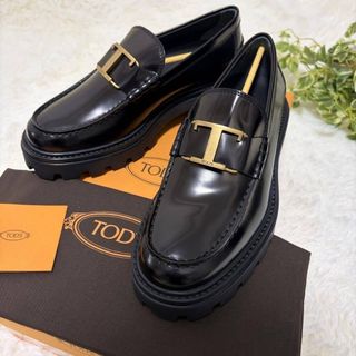 TOD'S - 美品 TOD'S トッズ タッセルフリンジ ドライビングシューズ