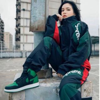 Supreme（ジャージ）のフリマアイテム一覧