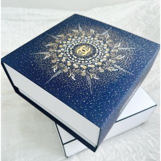 CHANEL - シャネル CHANEL ホリデー限定 ギフトボックス 2025 の通販