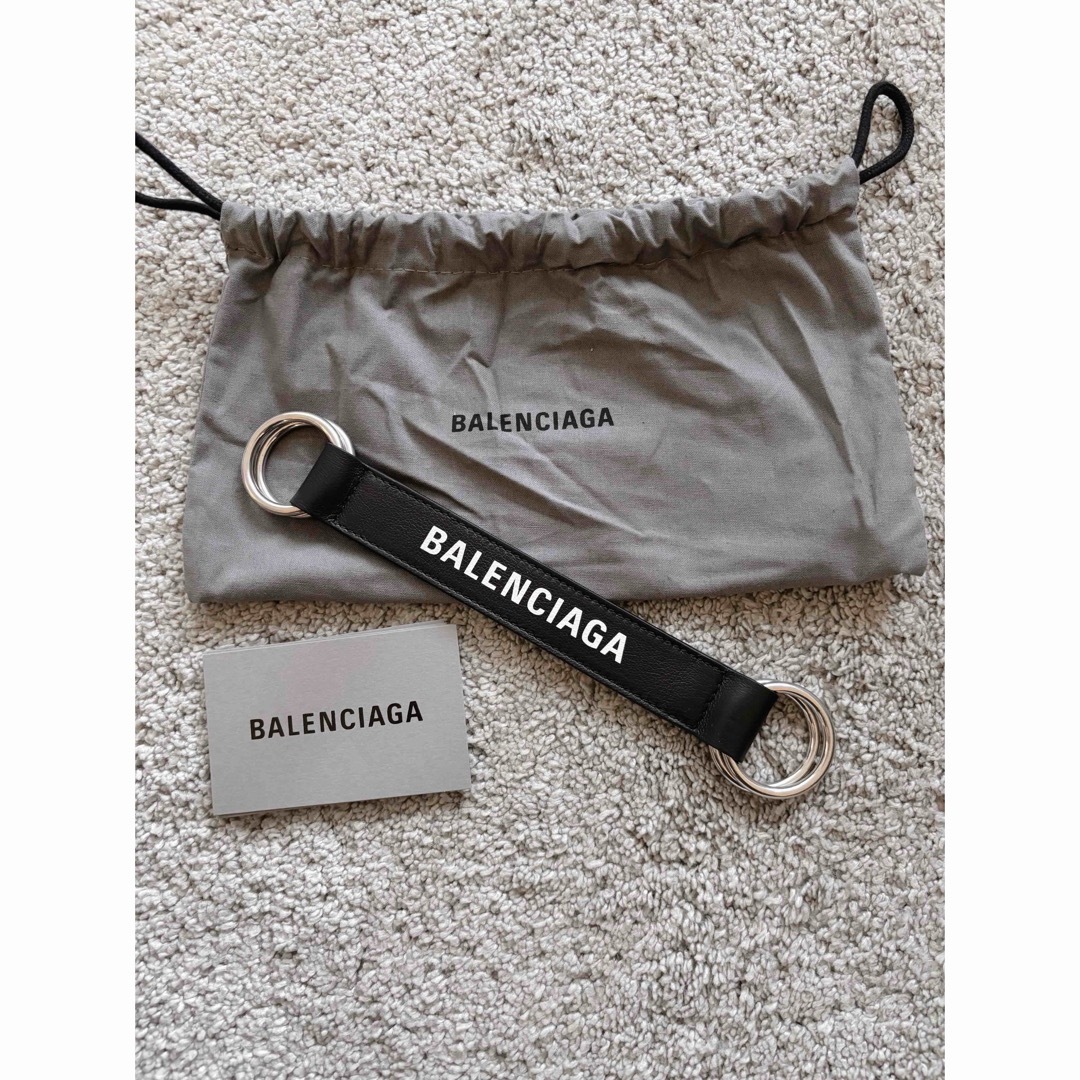 新品未使用 BALENCIAGA バレンシアガ ロゴプリントレザーキーホルダー