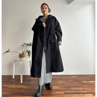 AQUA SCUTUM - 新品 アクアスキュータム 収納袋付 トレンチ レイン