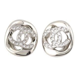 CHANEL（ピアス(片耳用)）のフリマアイテム一覧