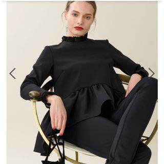 TSURU by Mariko Oikawa（トップス）のフリマアイテム一覧