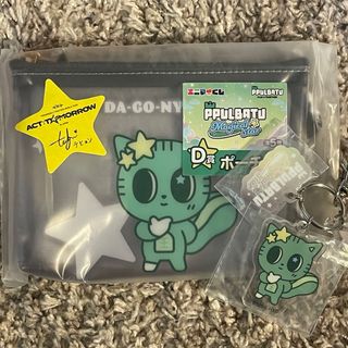 TOMORROW X TOGETHER - The Name Chapter: TEMPTATION ユニバ特典