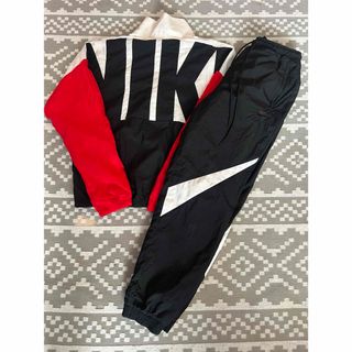 NIKE（ナイロンジャケット）のフリマアイテム一覧