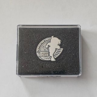 ウルトラマン ウルトラ警備隊ピンバッチ 2種セットの通販 by ひおっこ