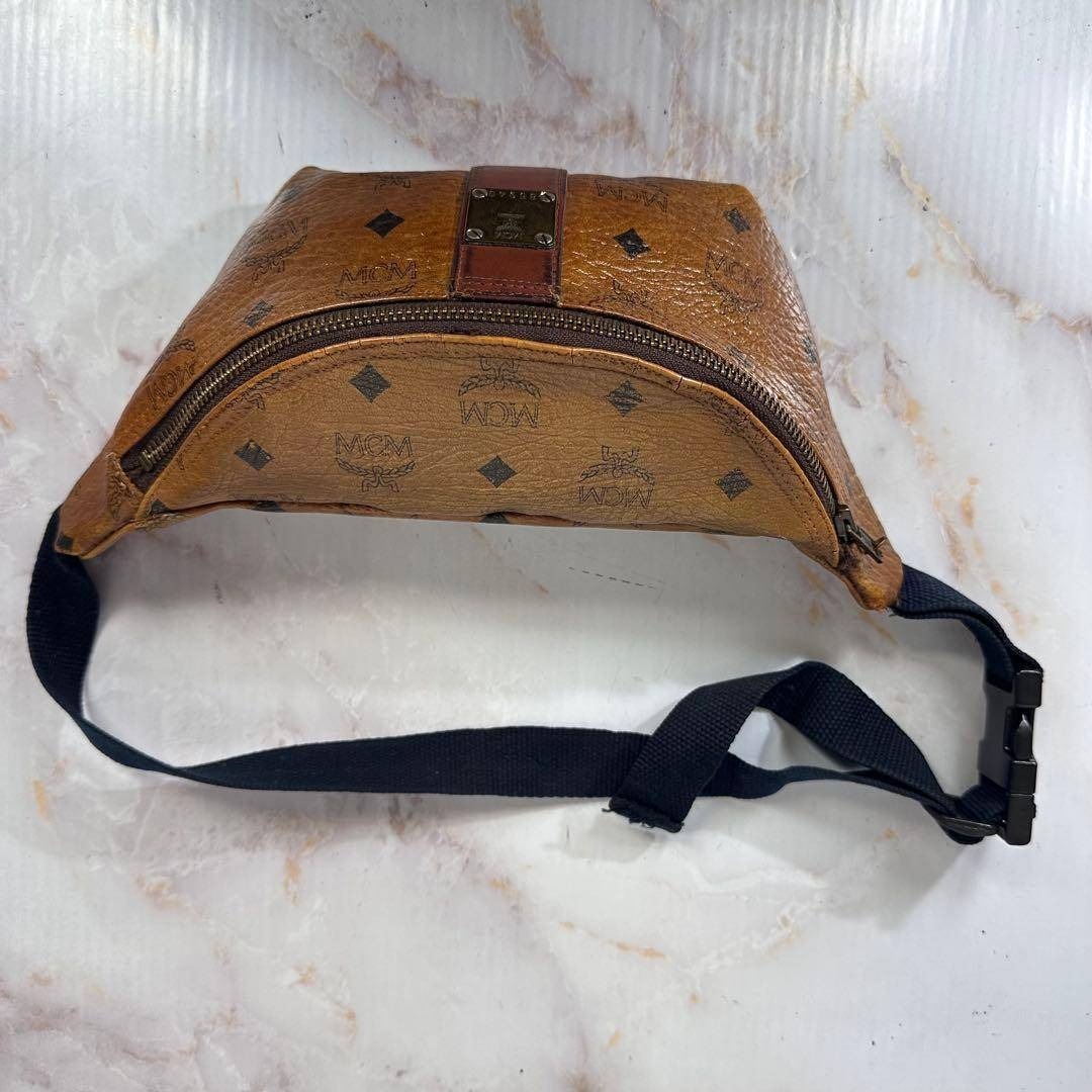 MCM - 希少 大人気 MCM ヴィセトス レザー ウエストポーチ ボディ