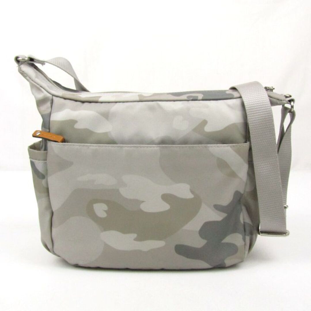 ビサイユ ショルダーバッグ クロスボディ 迷彩 カモフラ 鞄 ブランド
