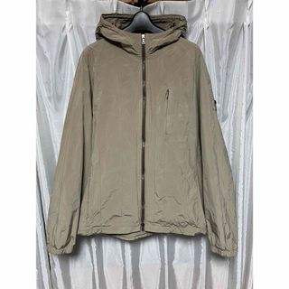 PRADA（ナイロンジャケット ・ ベージュ系）のフリマアイテム一覧