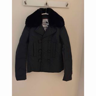 DSQUARED2（ファー ・ ダウンジャケット）のフリマアイテム一覧