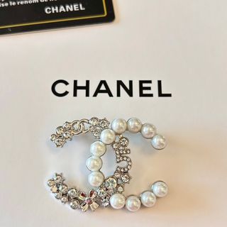 CHANEL - 美品シャネル パールブローチ の通販 by krk's shop